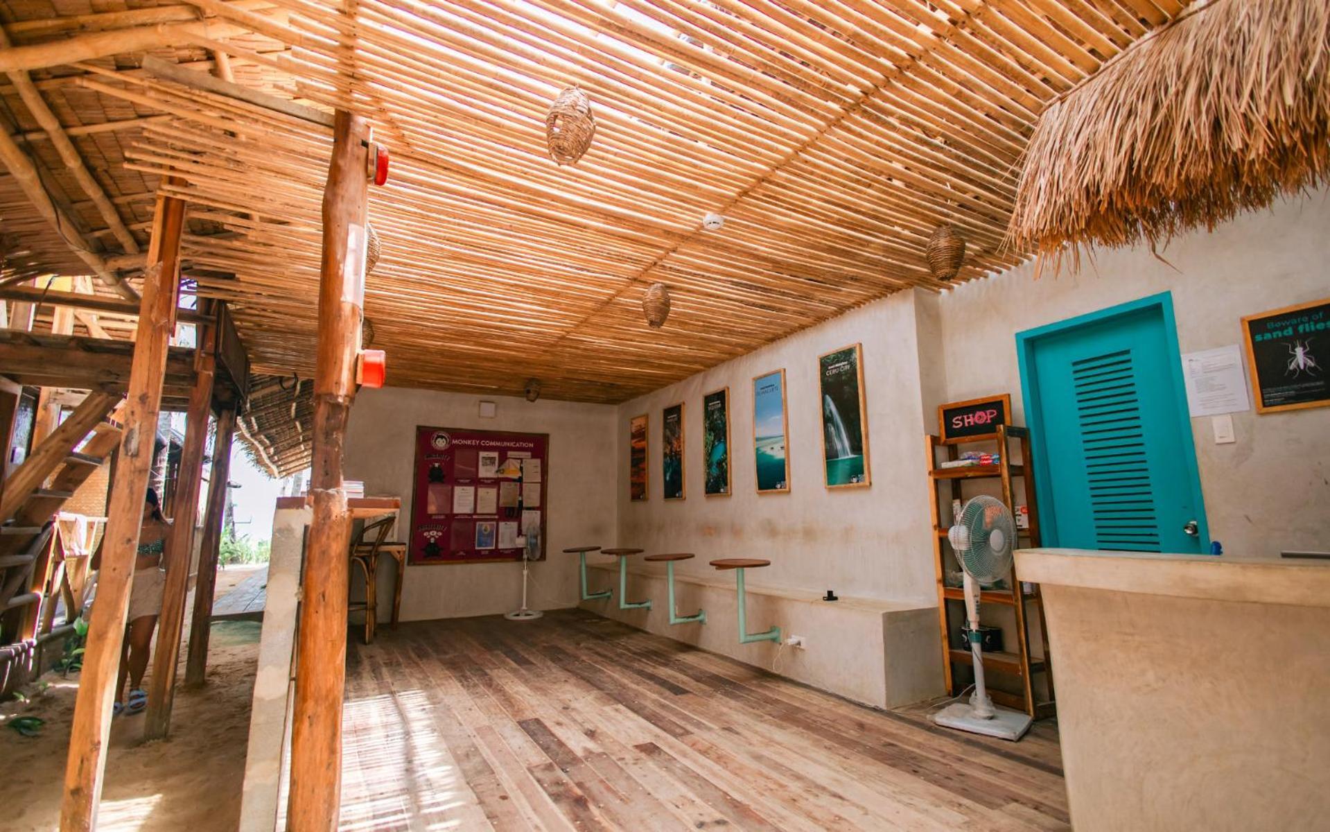 Mad Monkey Hostel Nacpan Beach (Adults Only) El Nido Eksteriør billede