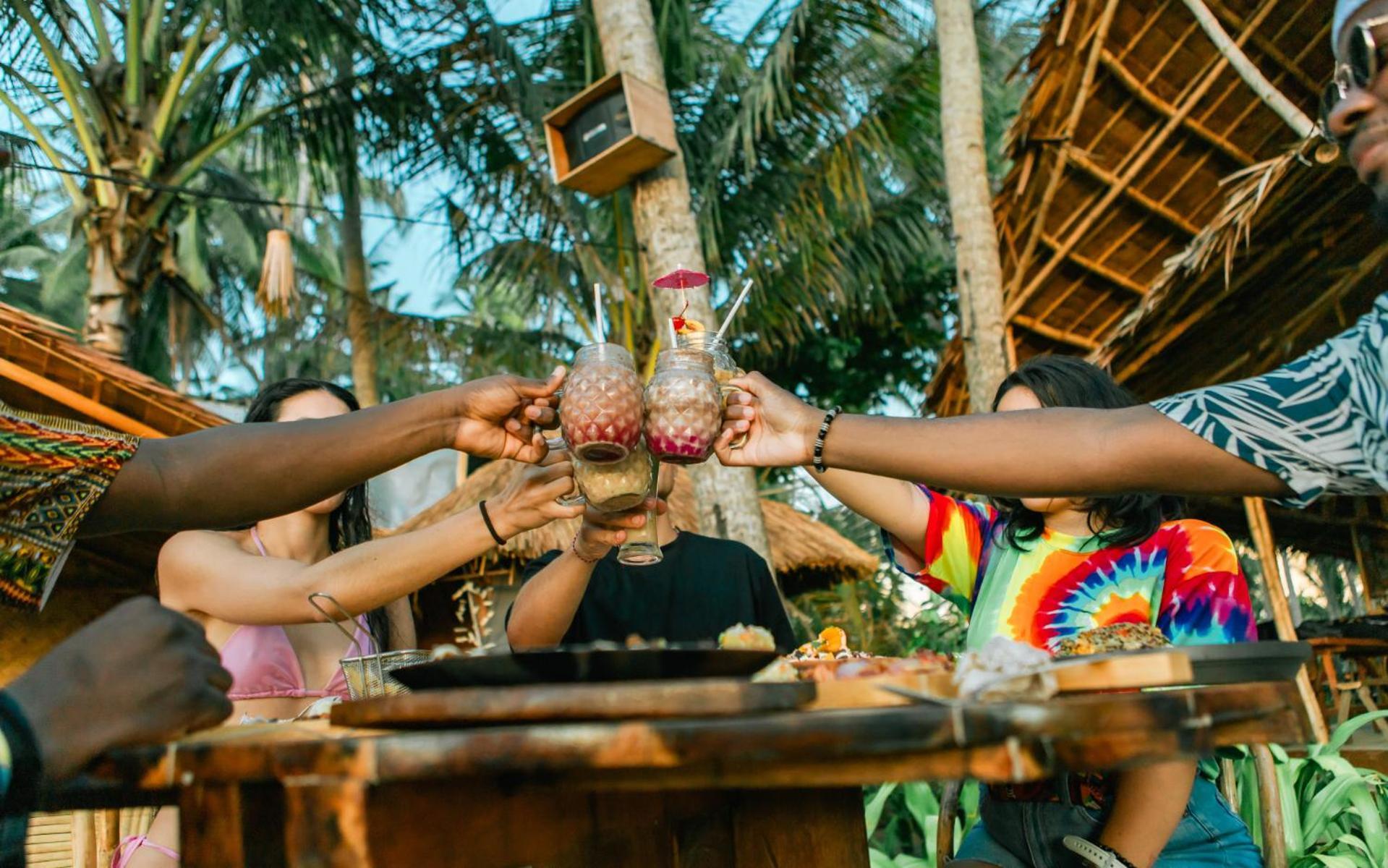 Mad Monkey Hostel Nacpan Beach (Adults Only) El Nido Eksteriør billede
